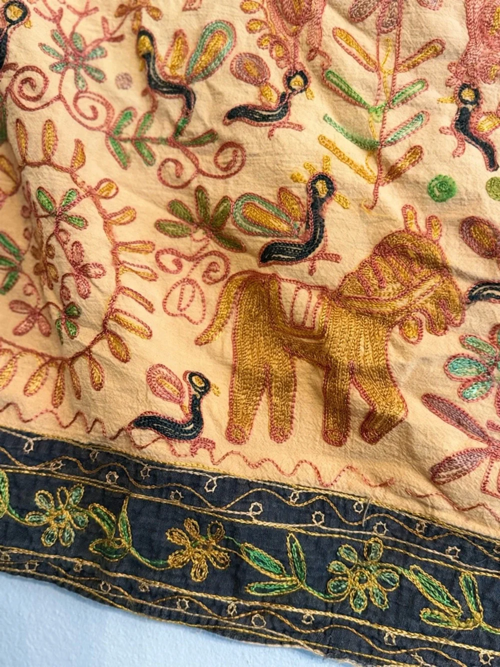 Vintage Indian Chain Stitch Embroidery Wall Hanging Textile 45x30